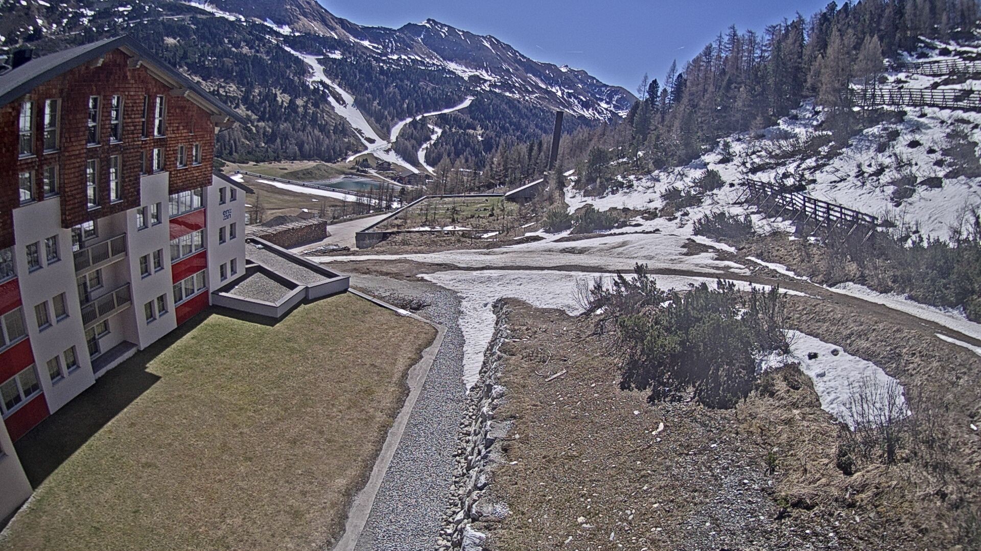 Archiv Foto Webcam Obertauern – Blick Hotel Enzian