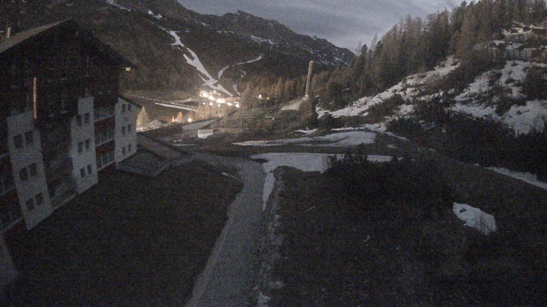 Archived image Webcam Ausblick Hotel Enzian in Obertauern