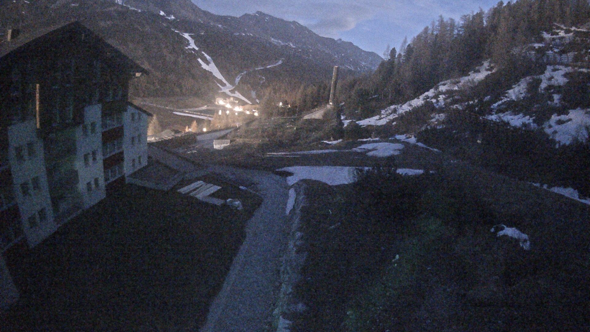 Archiv Foto Webcam Obertauern – Blick Hotel Enzian