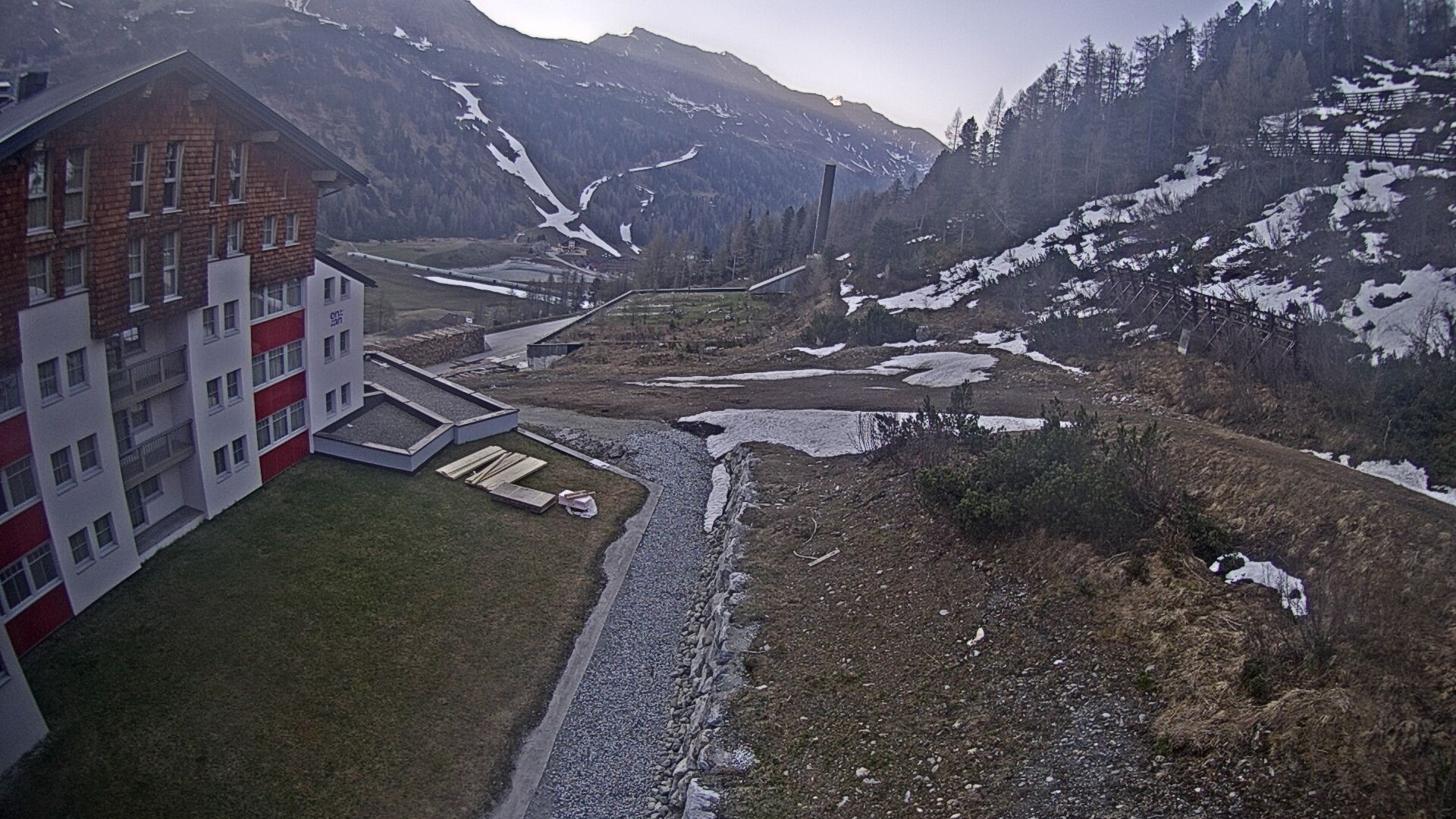 Archiv Foto Webcam Obertauern – Blick Hotel Enzian