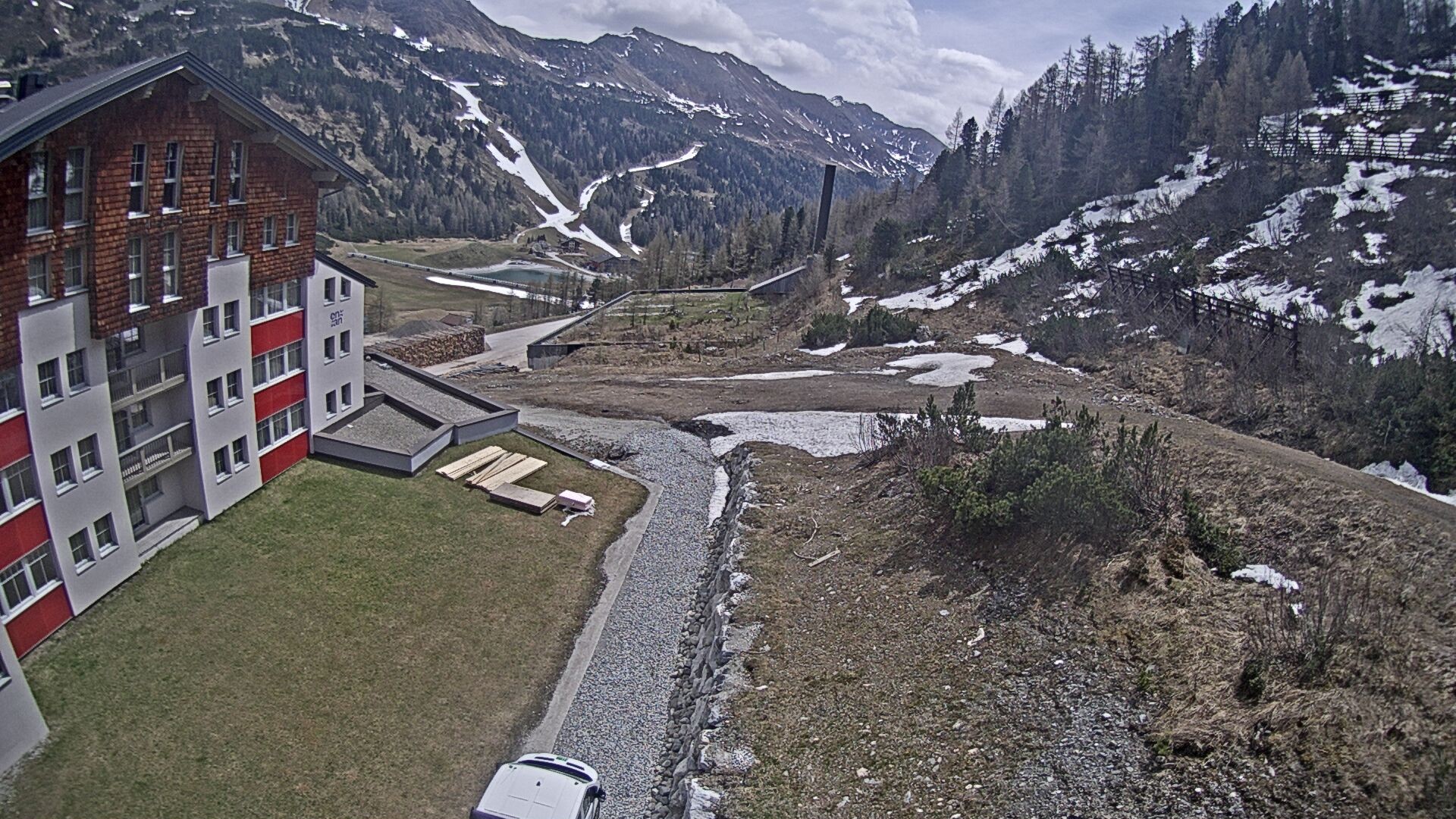 Archiv Foto Webcam Obertauern – Blick Hotel Enzian