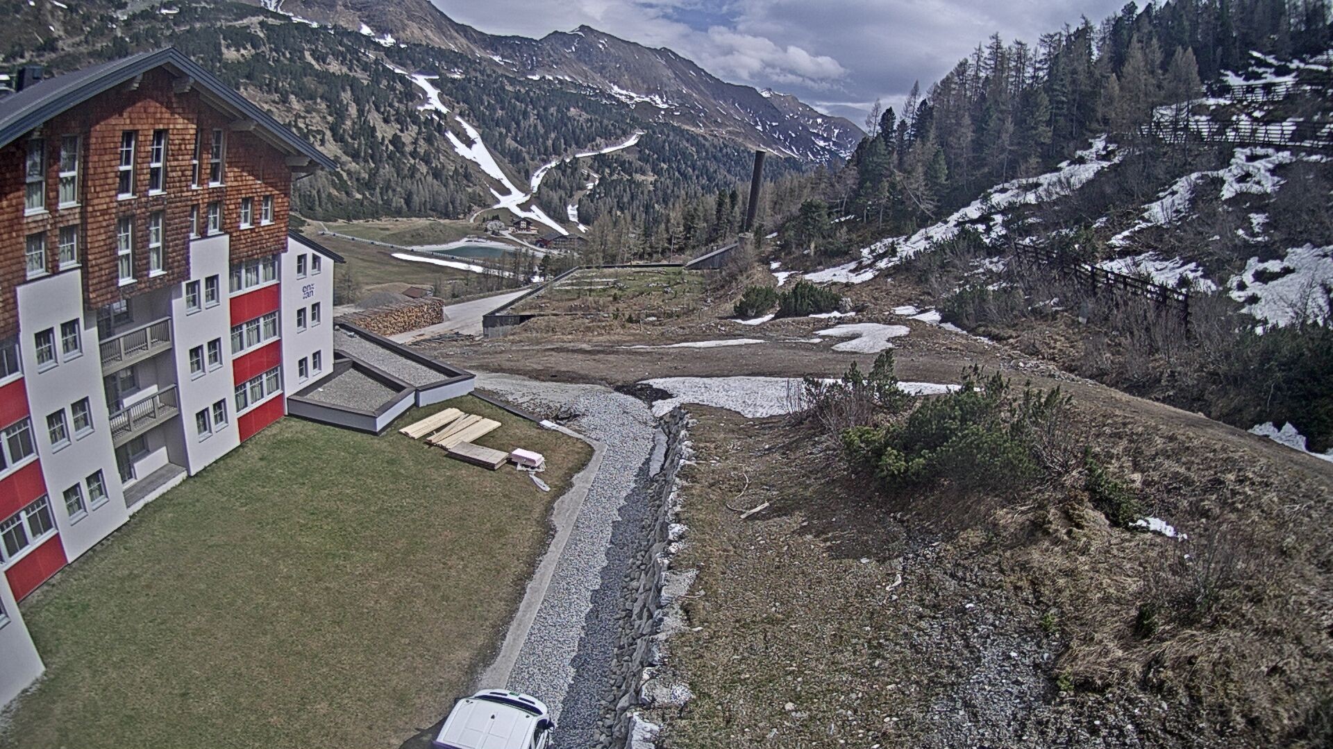 Archiv Foto Webcam Obertauern – Blick Hotel Enzian