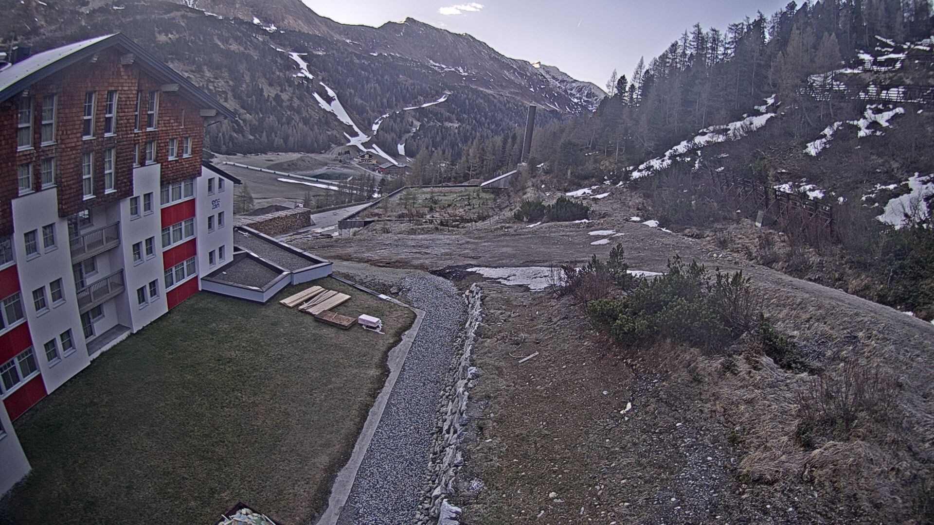 Archiv Foto Webcam Obertauern – Blick Hotel Enzian