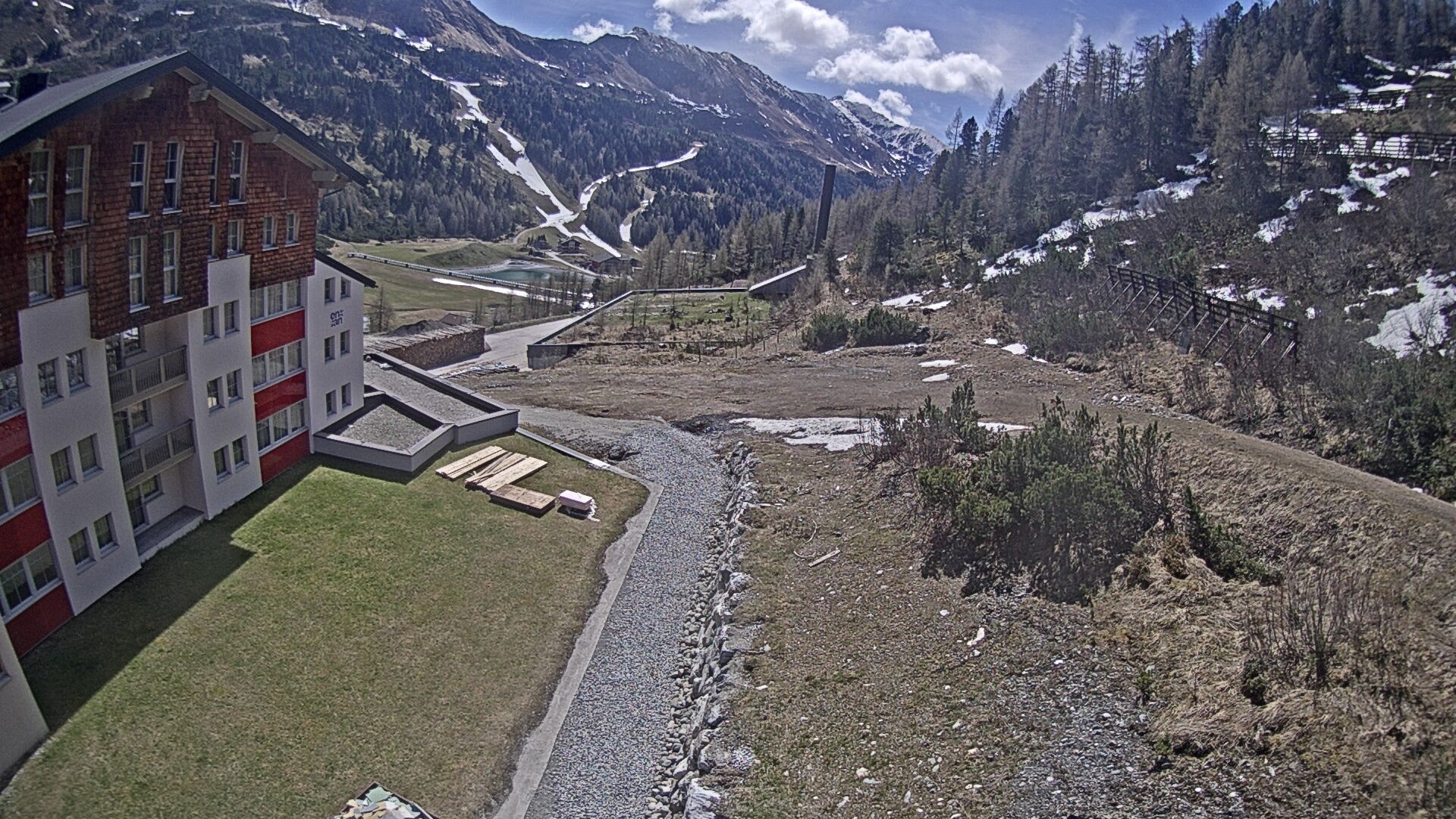 Archiv Foto Webcam Obertauern – Blick Hotel Enzian