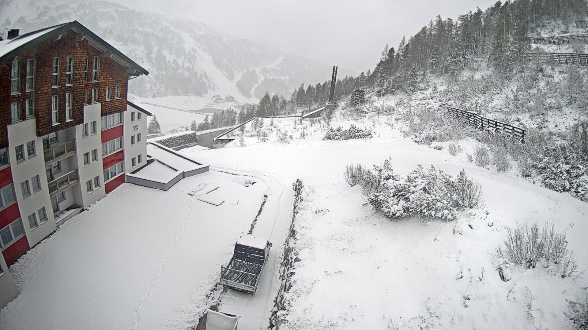 Archiv Foto Webcam Obertauern – Blick Hotel Enzian