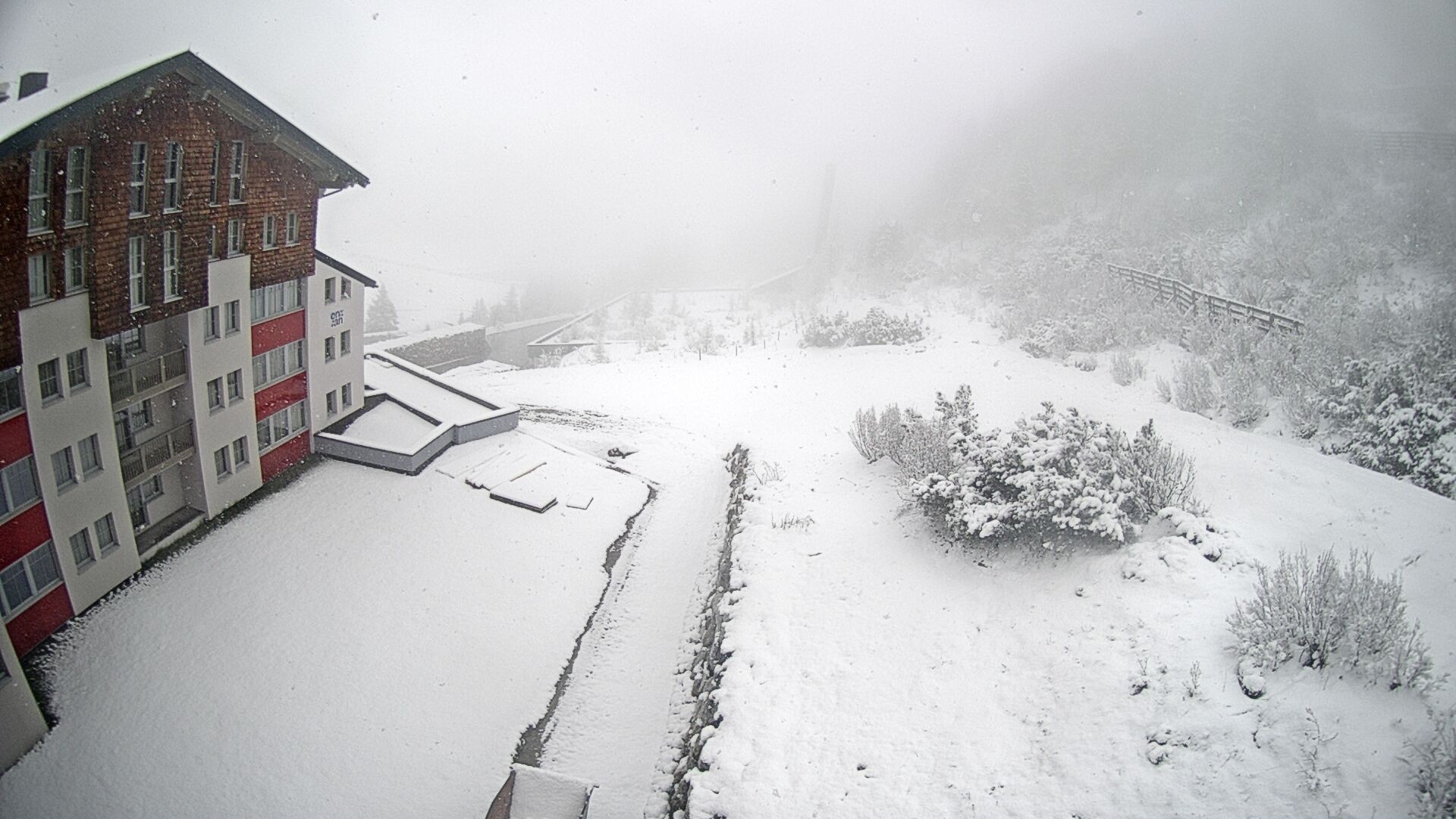Archiv Foto Webcam Obertauern – Blick Hotel Enzian