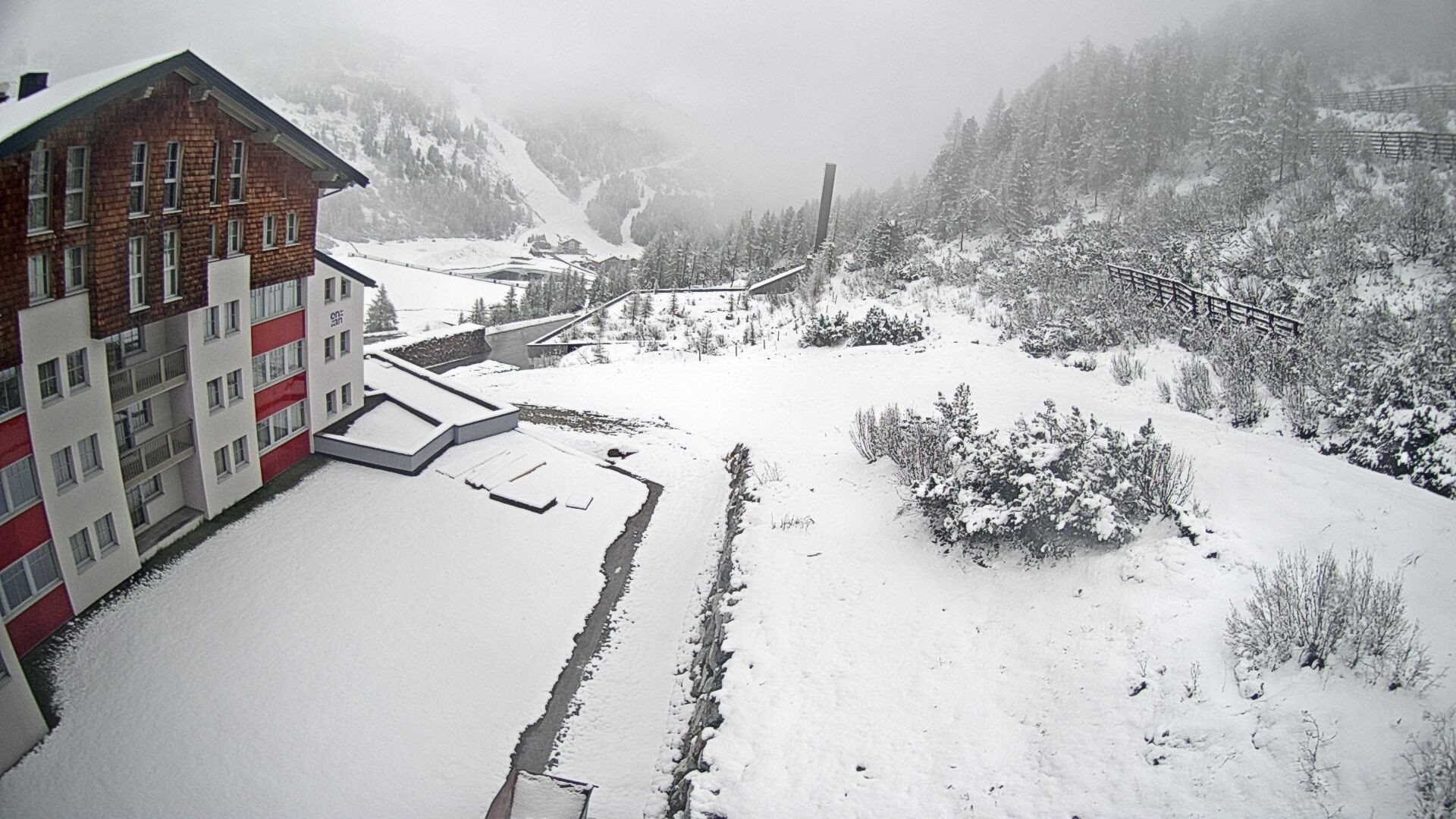 Archiv Foto Webcam Obertauern – Blick Hotel Enzian