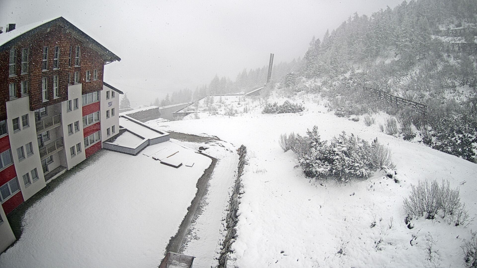 Archiv Foto Webcam Obertauern – Blick Hotel Enzian