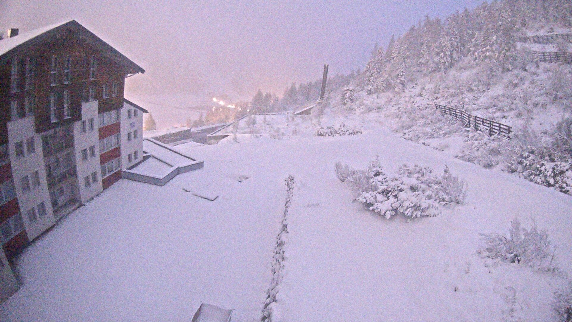 Archiv Foto Webcam Obertauern – Blick Hotel Enzian
