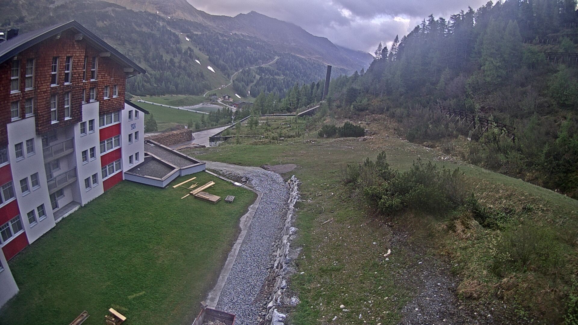 Archiv Foto Webcam Obertauern – Blick Hotel Enzian