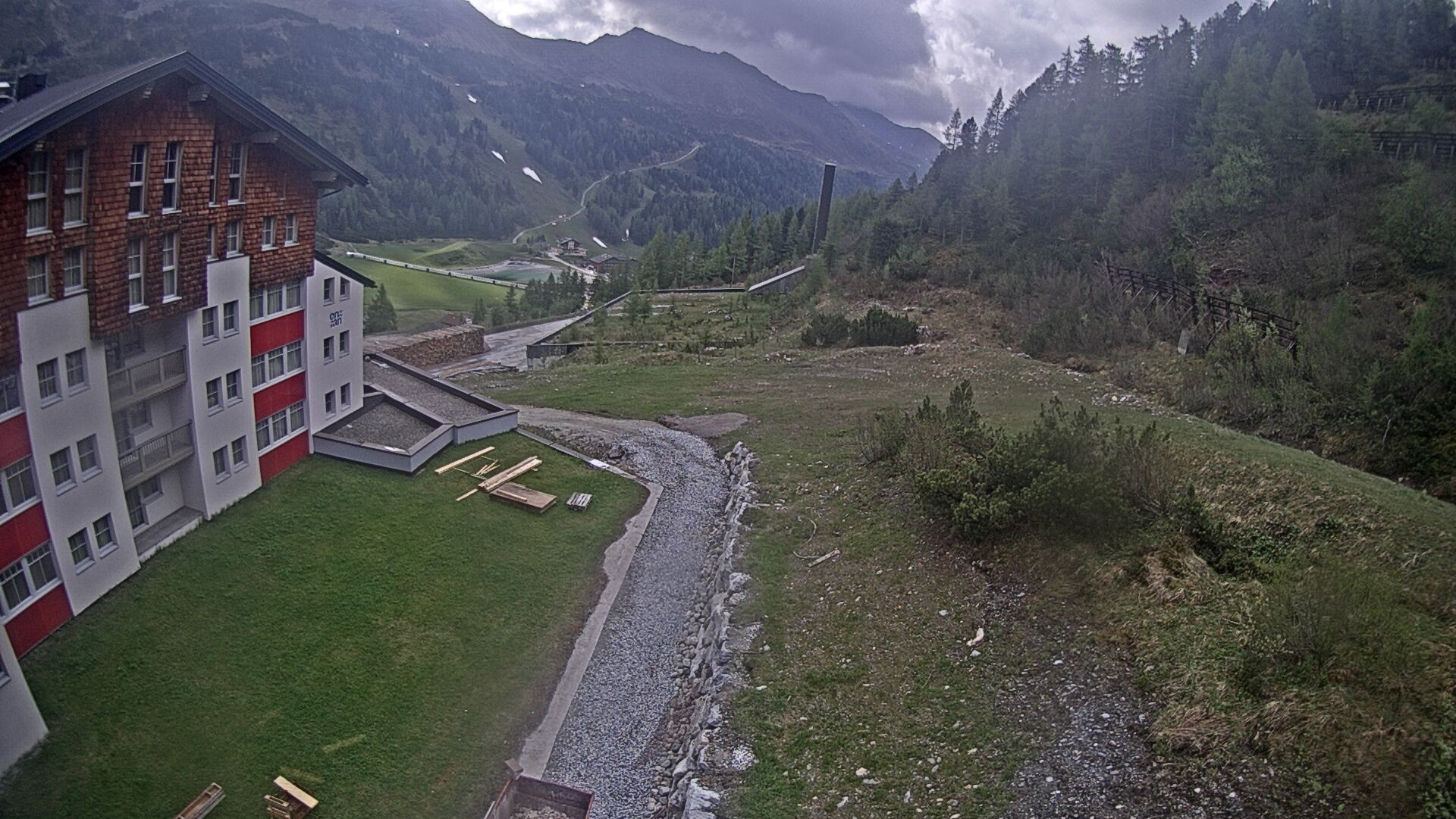 Archiv Foto Webcam Obertauern – Blick Hotel Enzian