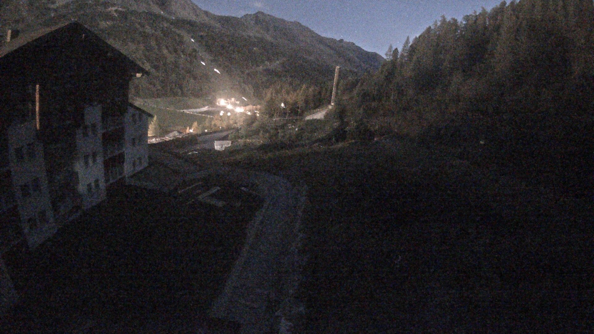 Archived image Webcam Ausblick Hotel Enzian in Obertauern