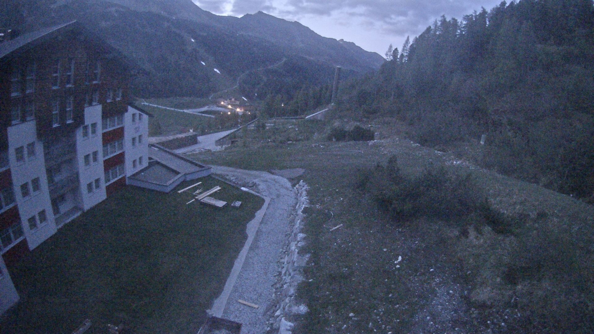 Archived image Webcam Ausblick Hotel Enzian in Obertauern