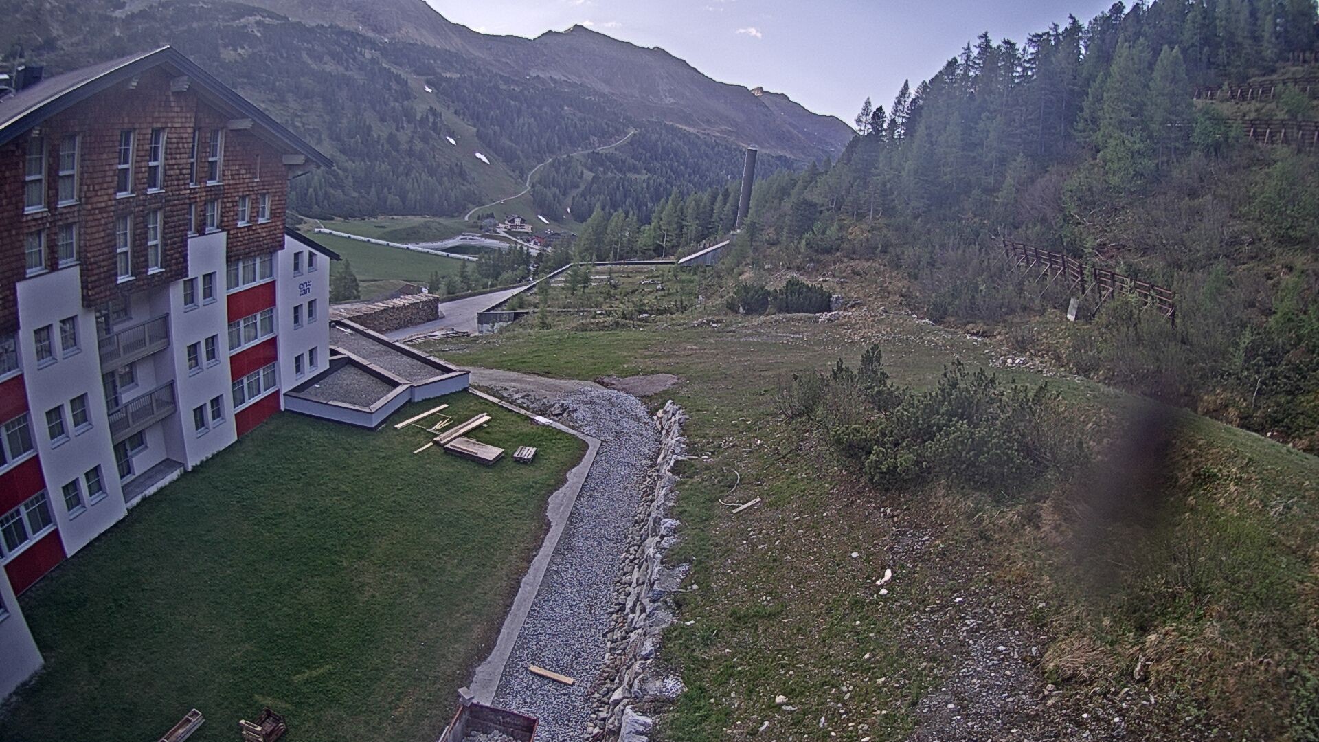 Archived image Webcam Ausblick Hotel Enzian in Obertauern