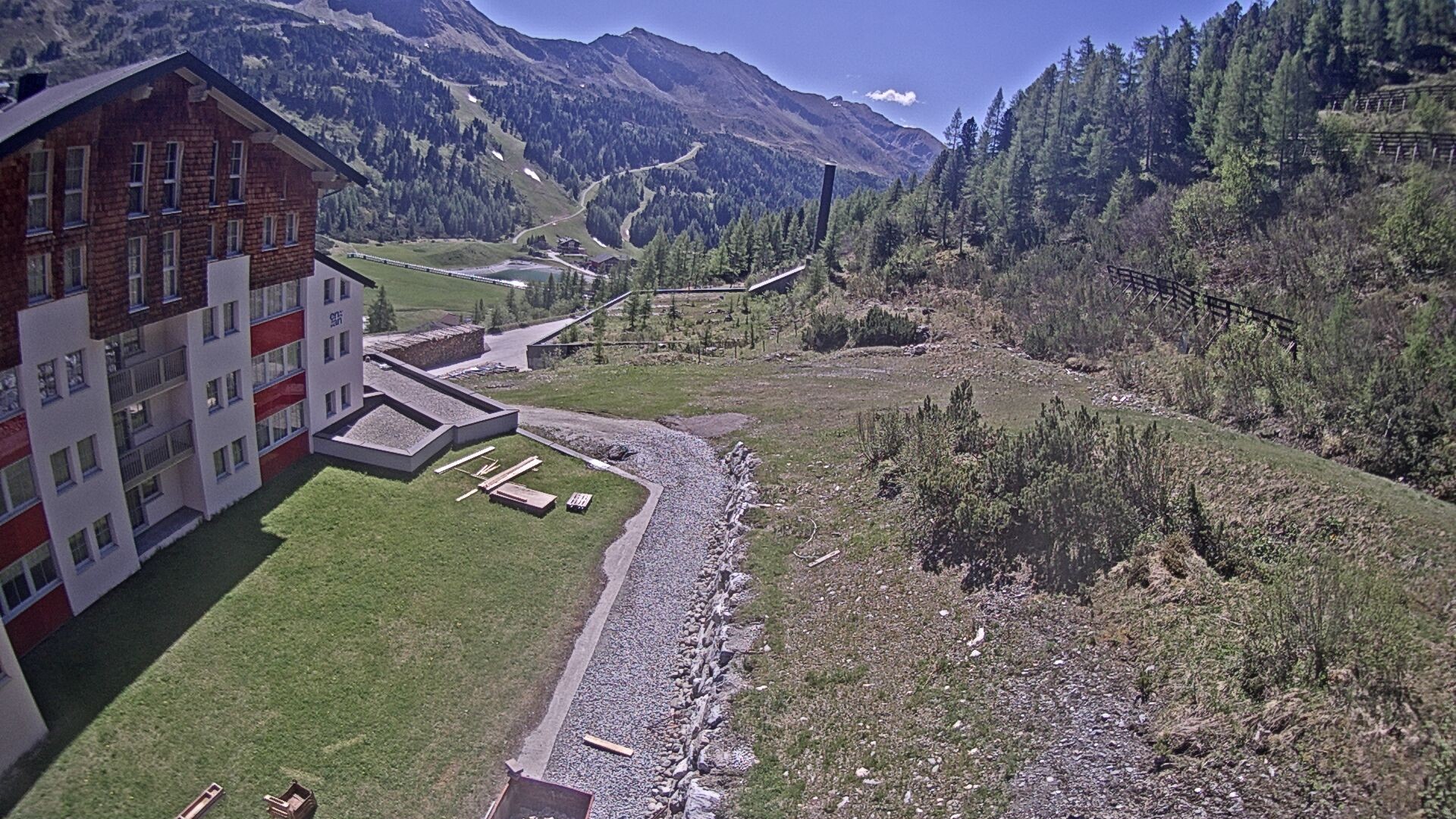 Archived image Webcam Ausblick Hotel Enzian in Obertauern
