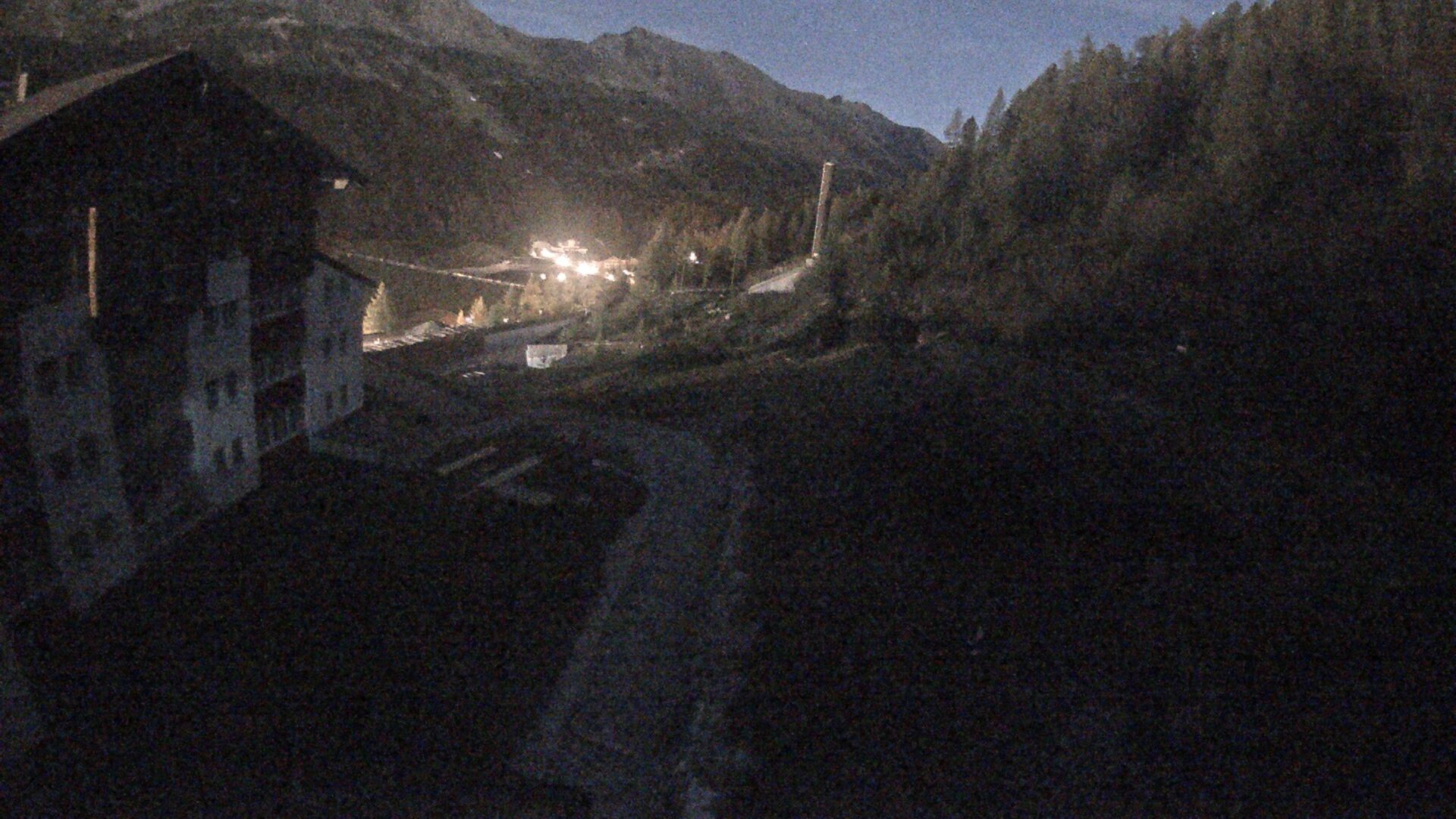 Archiv Foto Webcam Obertauern – Blick Hotel Enzian