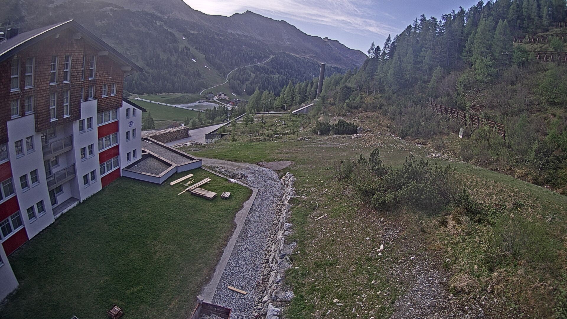 Archiv Foto Webcam Obertauern – Blick Hotel Enzian