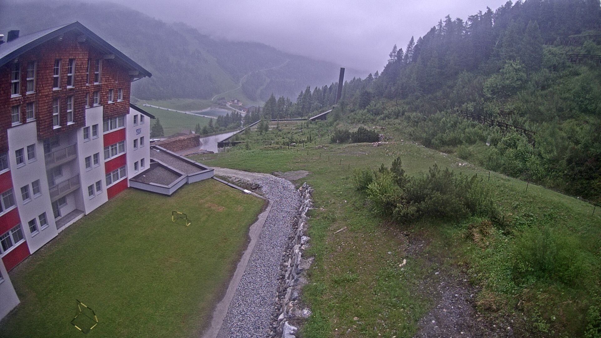 Archived image Webcam Ausblick Hotel Enzian in Obertauern