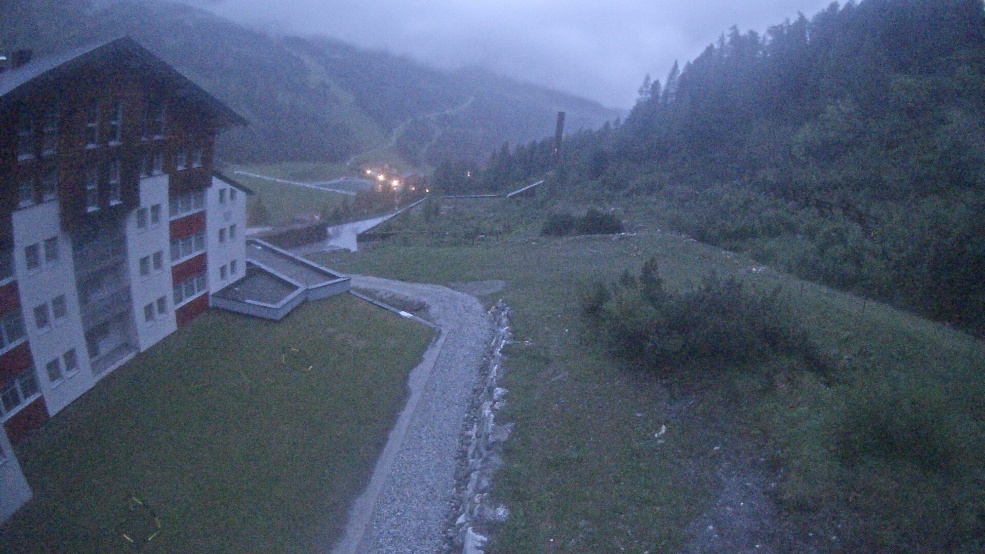 Archived image Webcam Ausblick Hotel Enzian in Obertauern