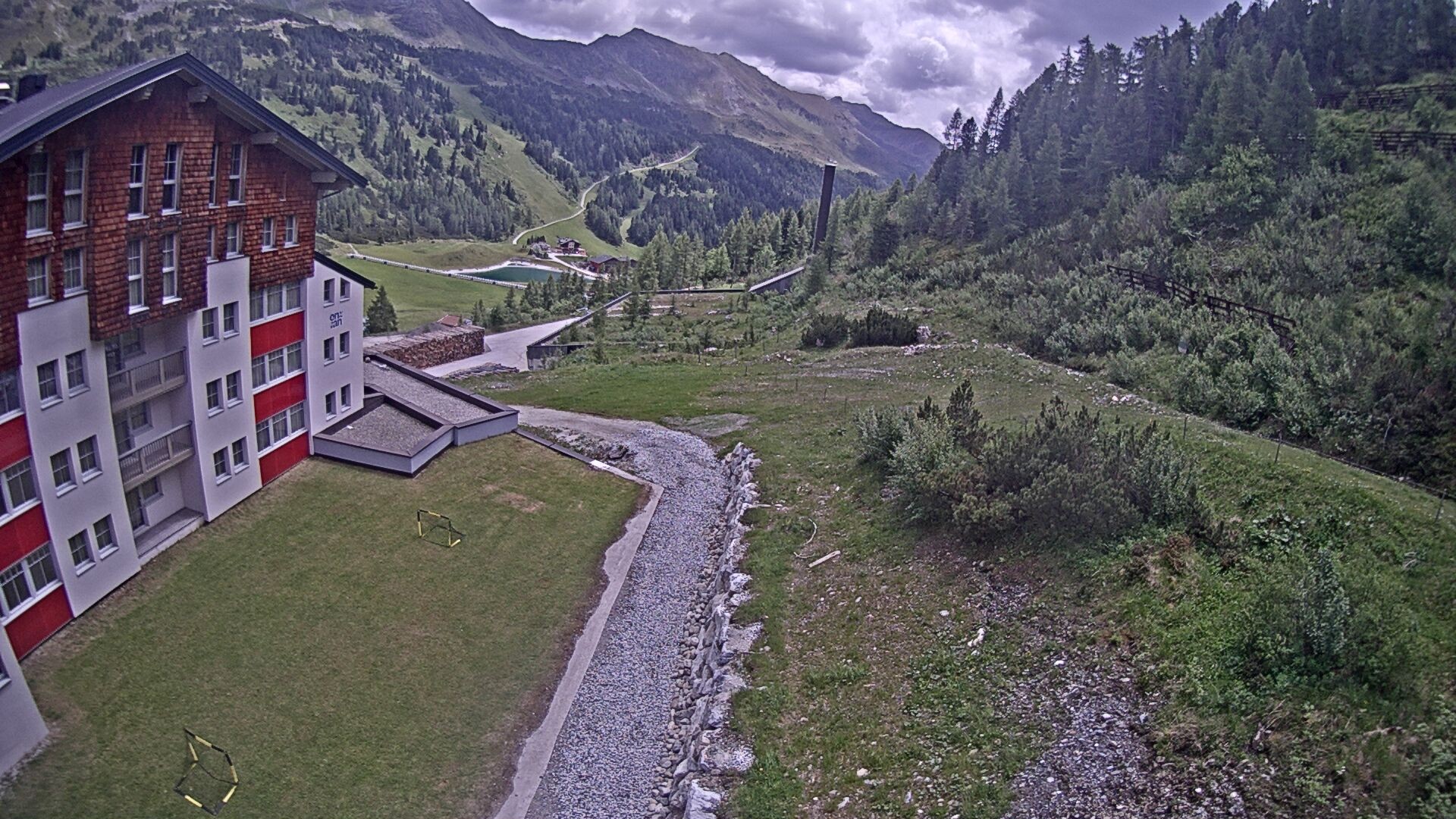 Archiv Foto Webcam Obertauern – Blick Hotel Enzian