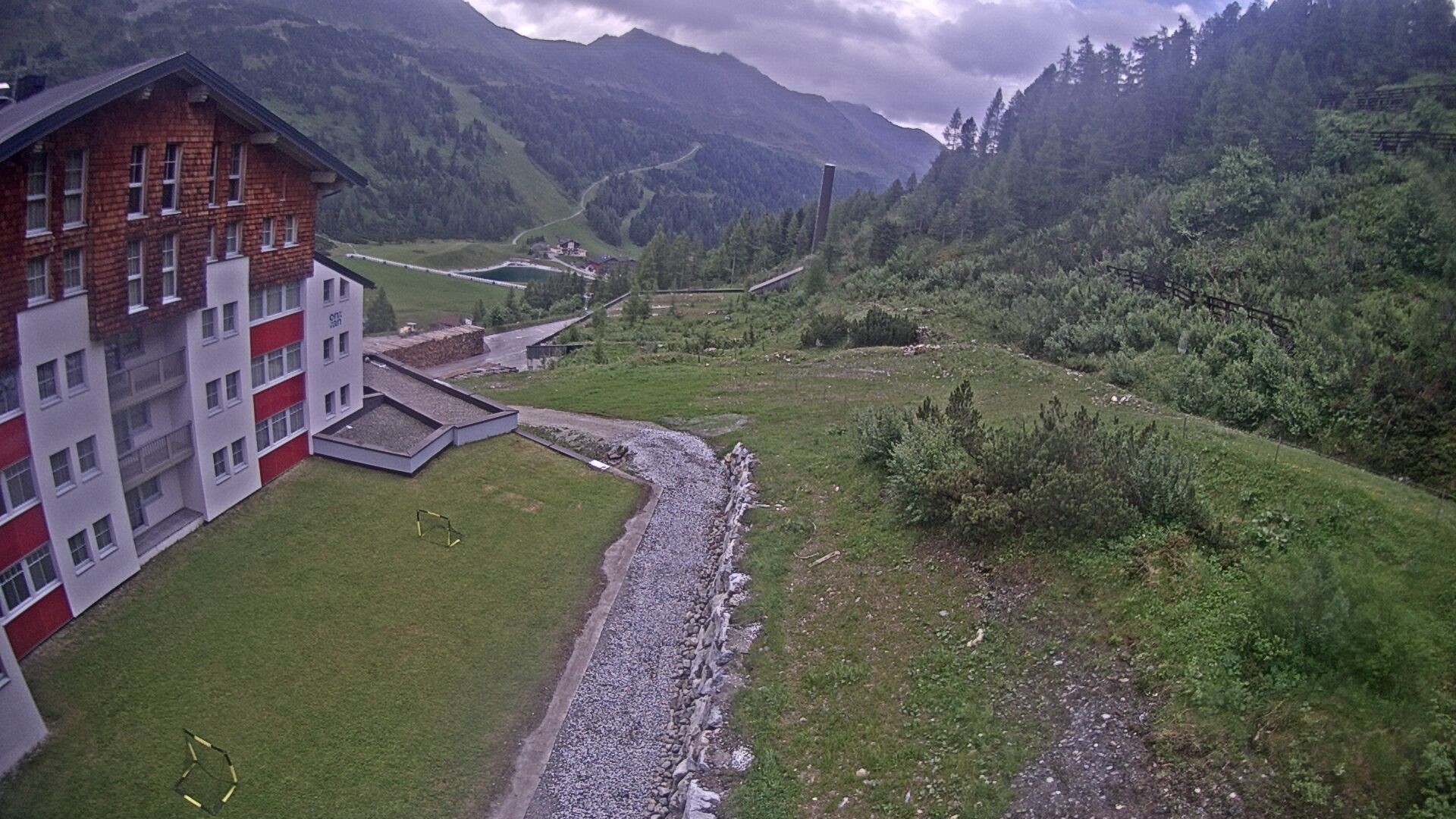 Archiv Foto Webcam Obertauern – Blick Hotel Enzian