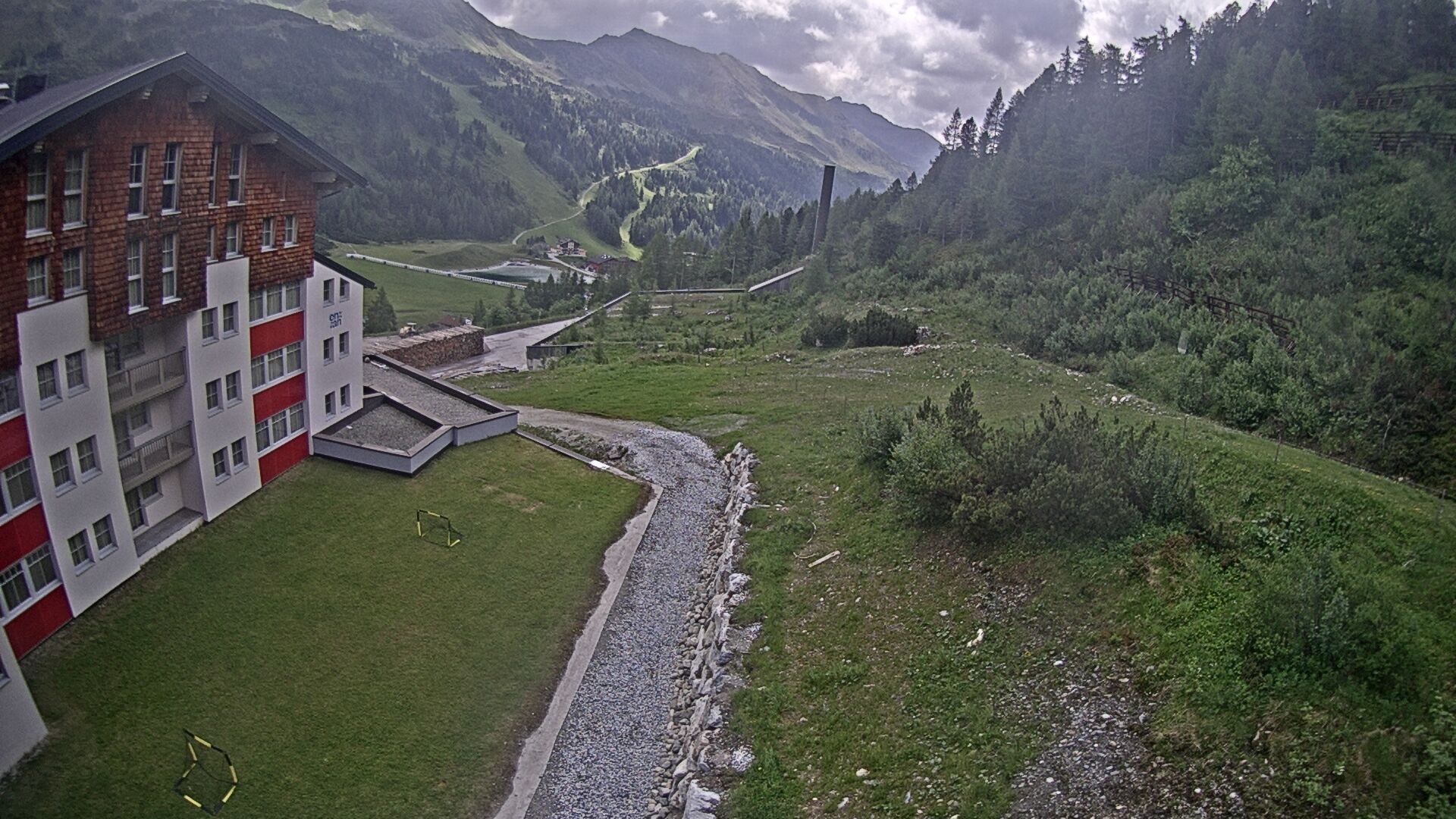 Archiv Foto Webcam Obertauern – Blick Hotel Enzian