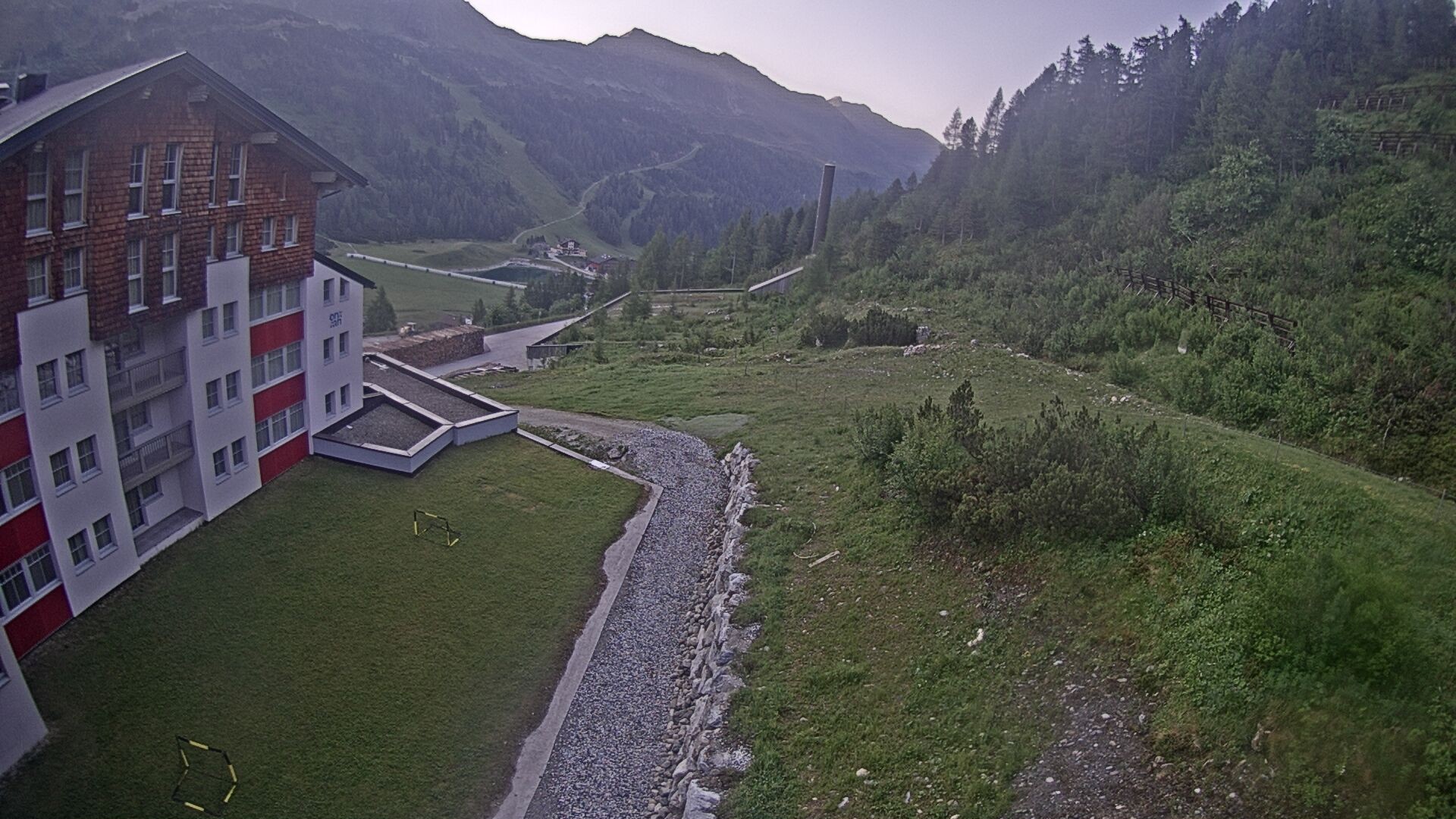 Archiv Foto Webcam Obertauern – Blick Hotel Enzian