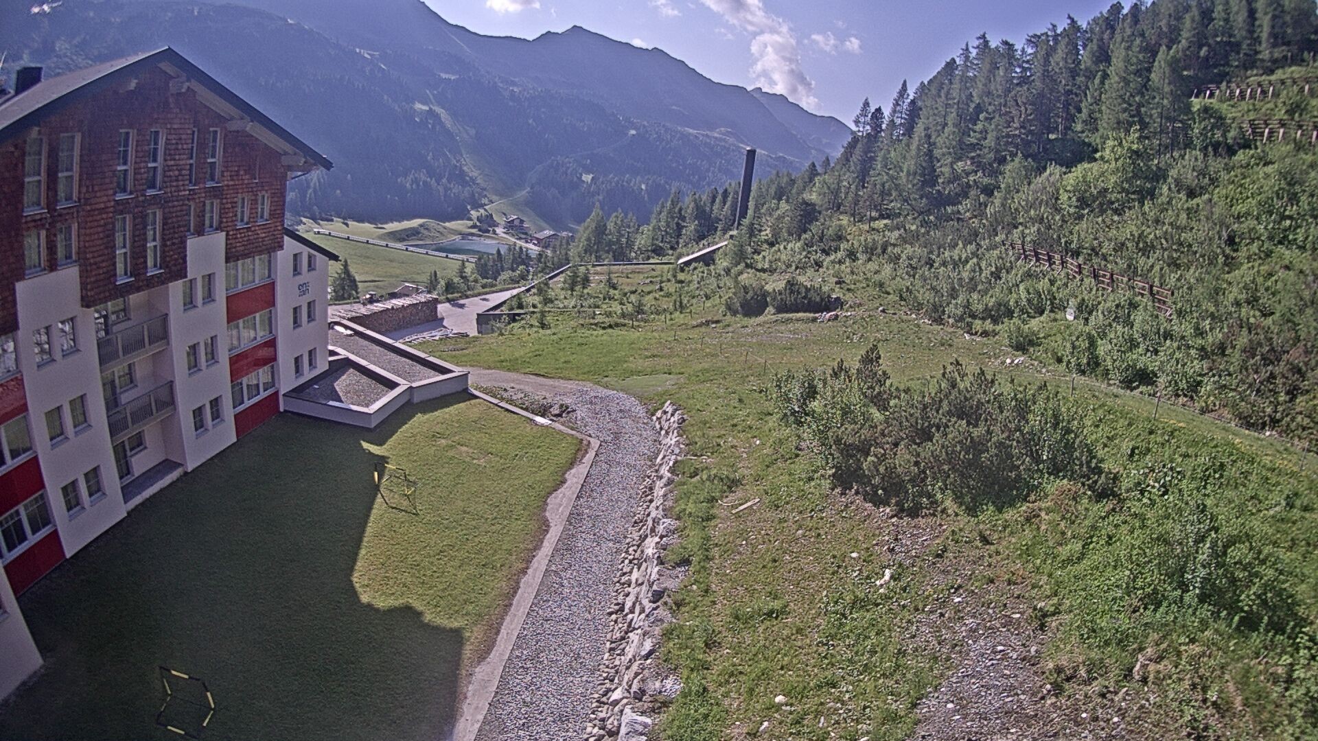 Archiv Foto Webcam Obertauern – Blick Hotel Enzian