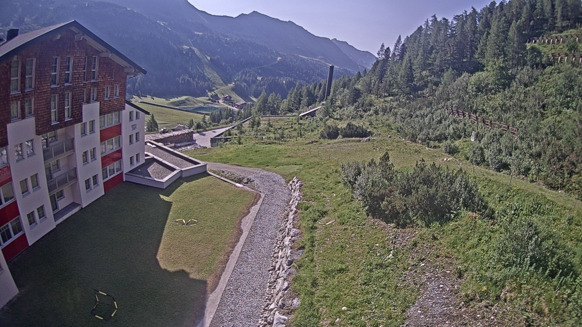 Archiv Foto Webcam Obertauern – Blick Hotel Enzian