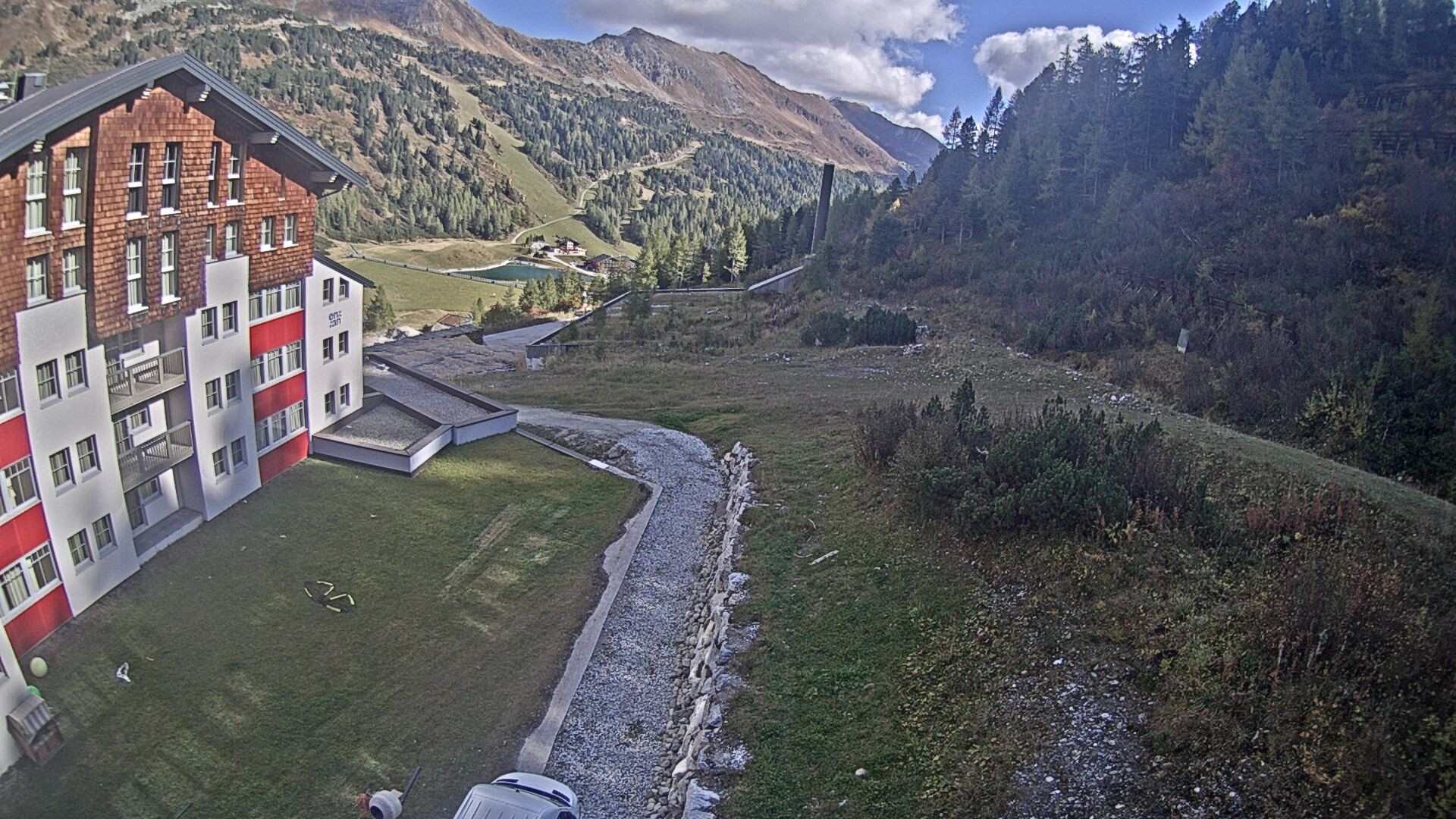 Archiv Foto Webcam Obertauern – Blick Hotel Enzian