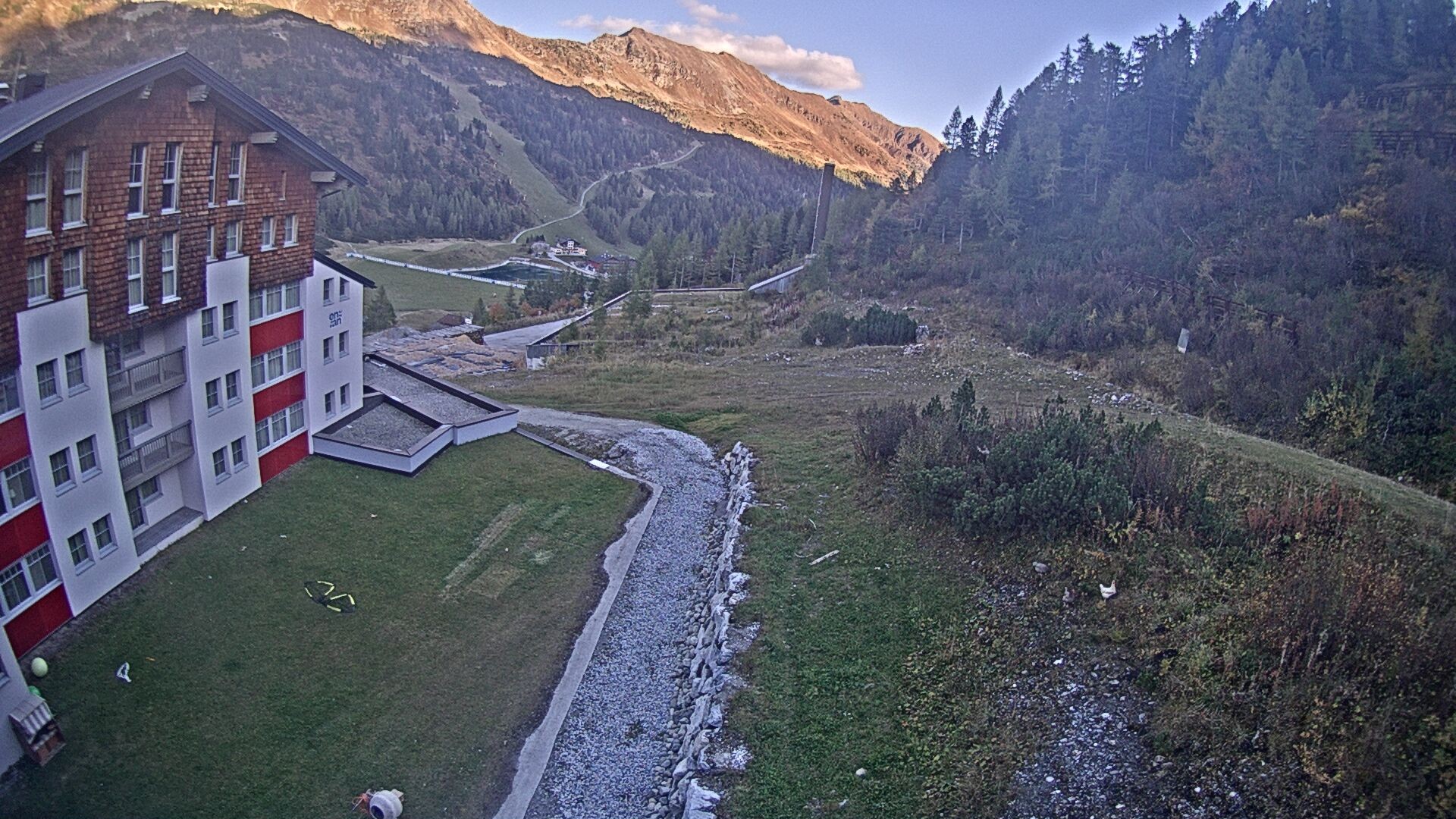 Archiv Foto Webcam Obertauern – Blick Hotel Enzian