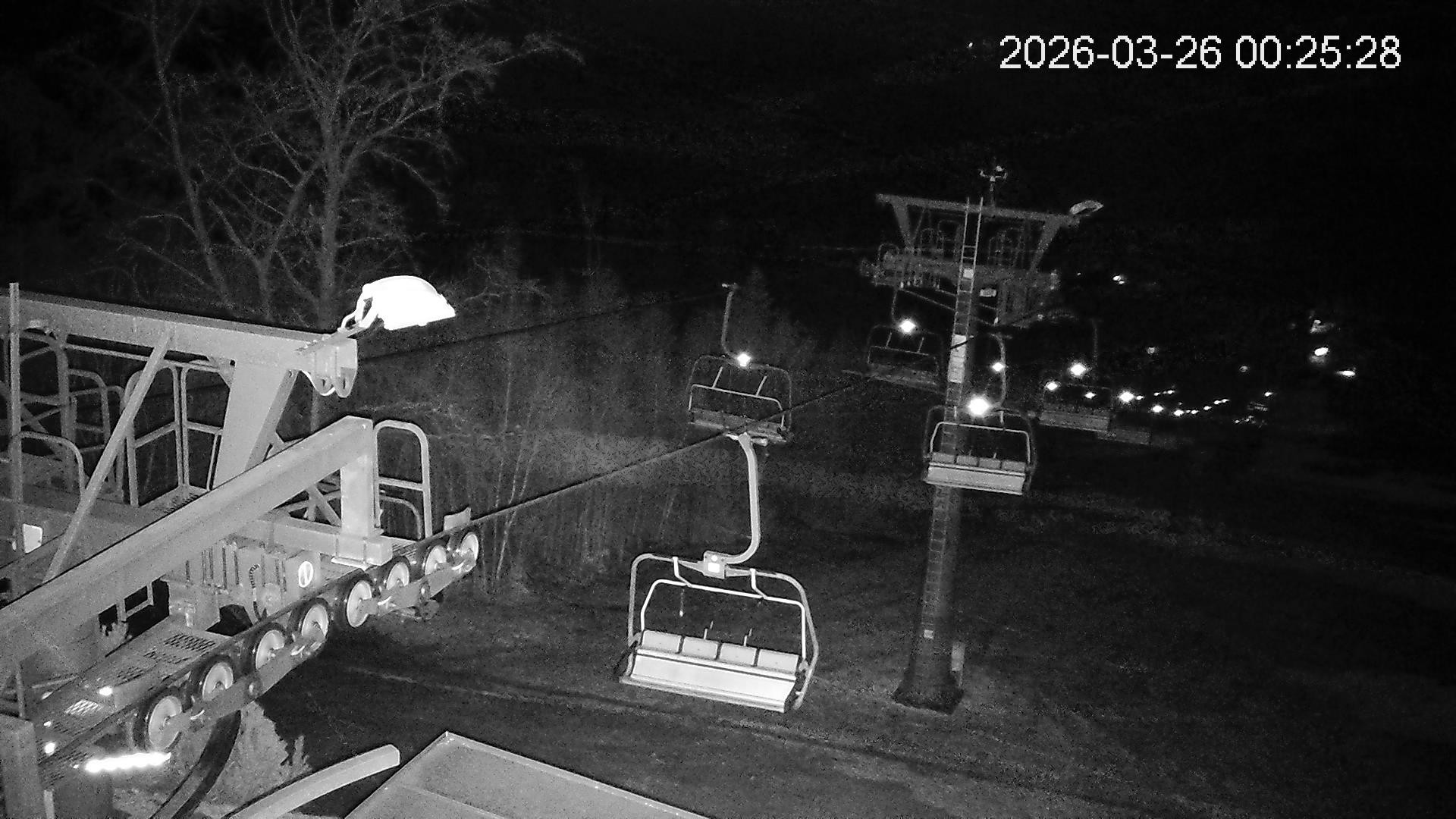 Archiv Foto Webcam Benecko - Bergstation Sessellift