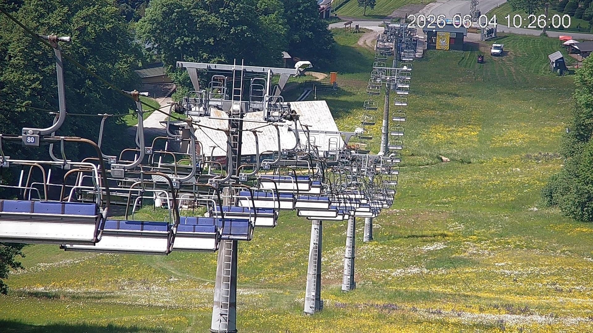 Archiv Foto Webcam Benecko - Bergstation Sessellift