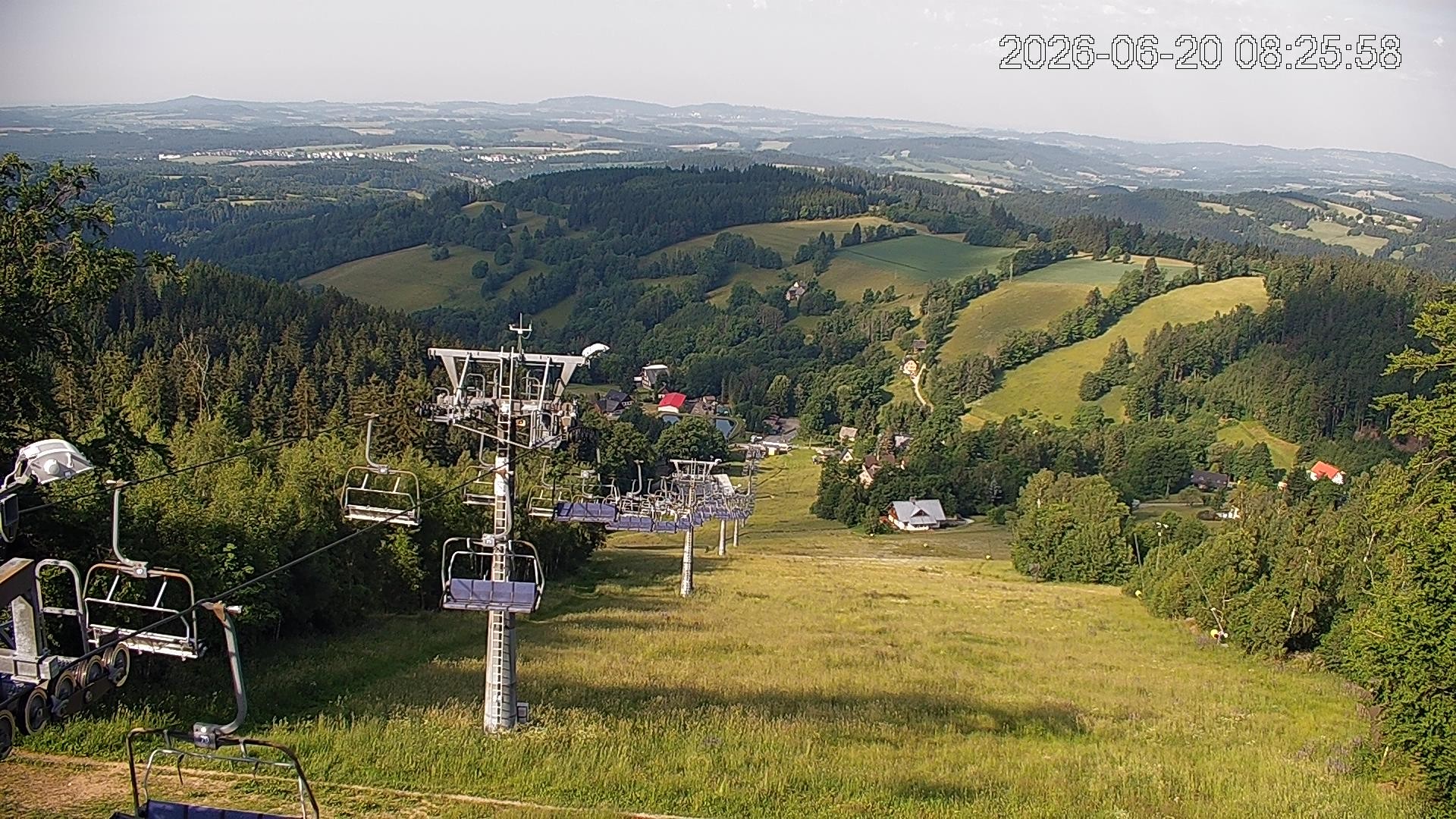 Archiv Foto Webcam Benecko - Bergstation Sessellift