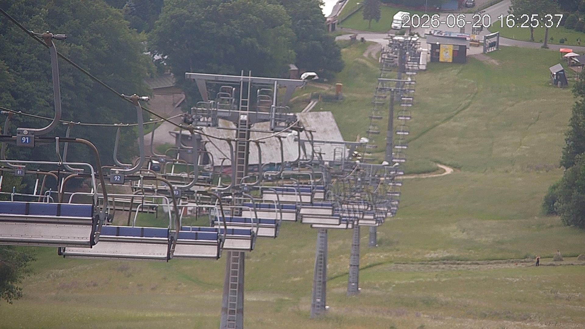 Archiv Foto Webcam Benecko - Bergstation Sessellift