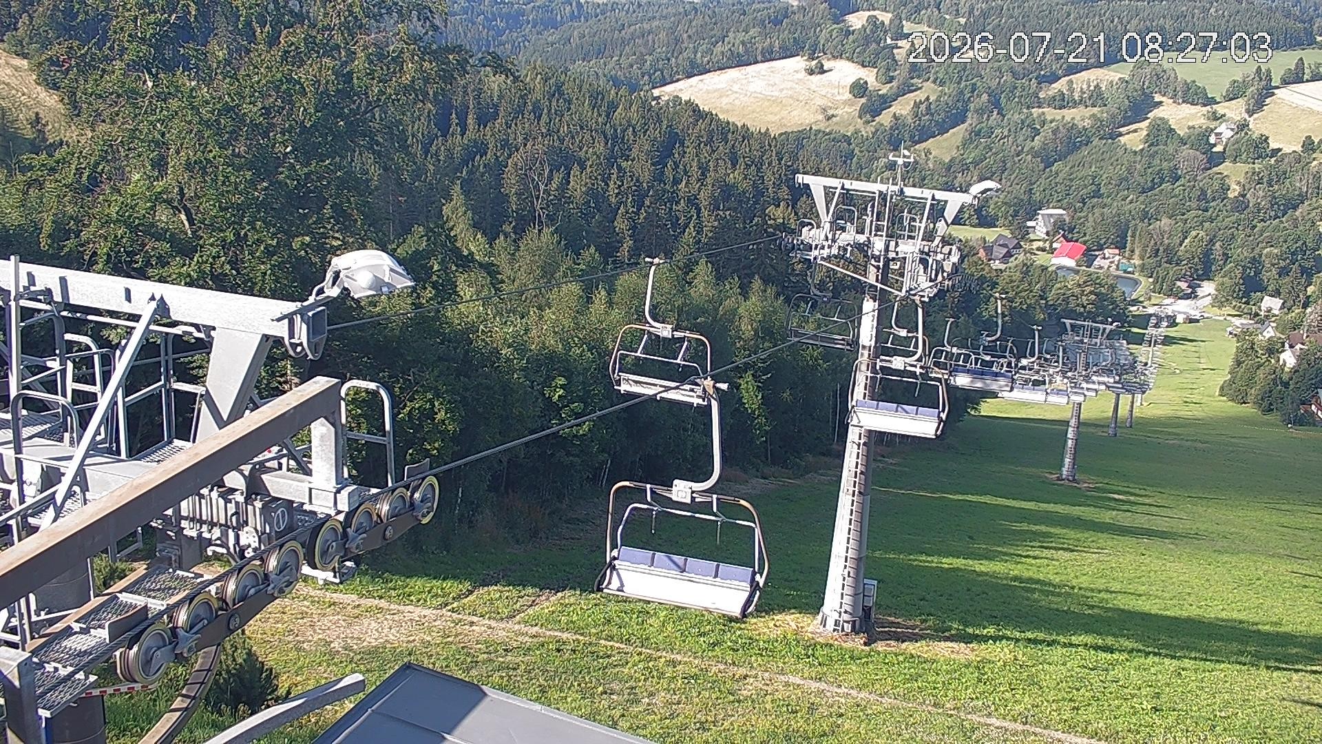 Archiv Foto Webcam Benecko - Bergstation Sessellift
