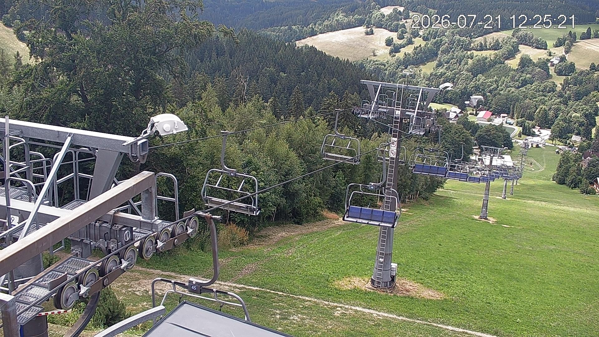 Archiv Foto Webcam Benecko - Bergstation Sessellift