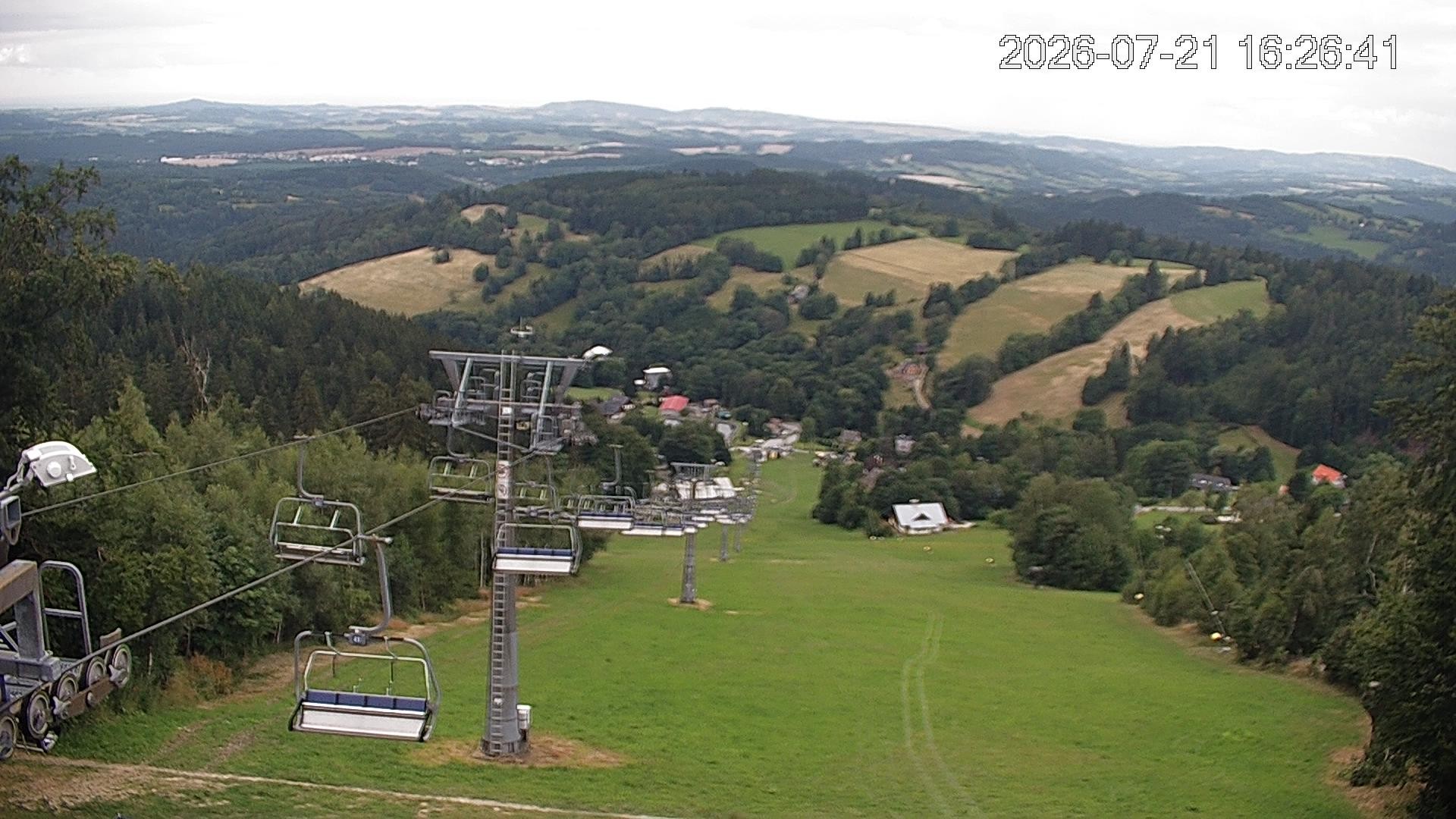 Archiv Foto Webcam Benecko - Bergstation Sessellift