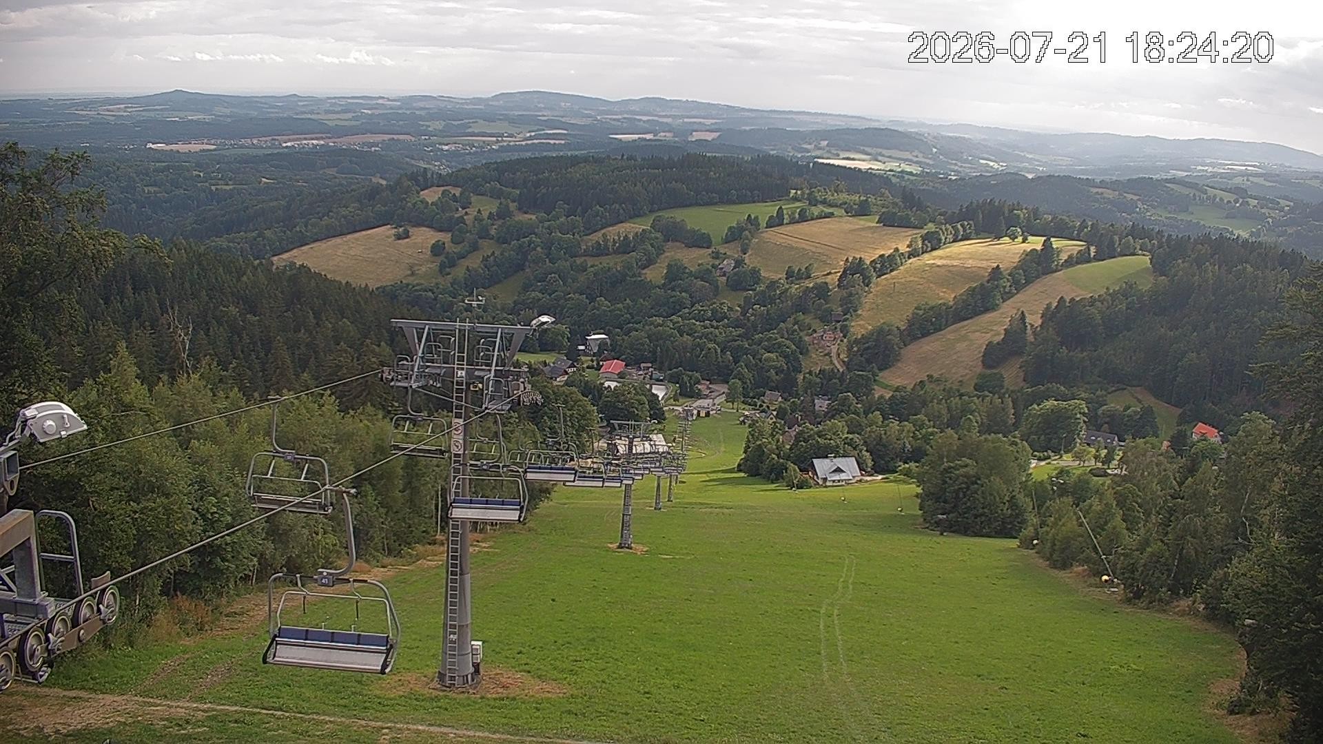 Archiv Foto Webcam Benecko - Bergstation Sessellift