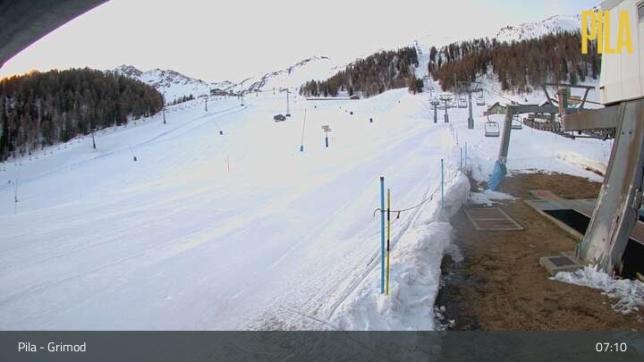 Archived image Webcam Gressan - Pila - Grimond Chair