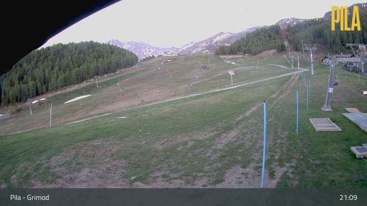Archived image Webcam Gressan - Pila - Grimond Chair
