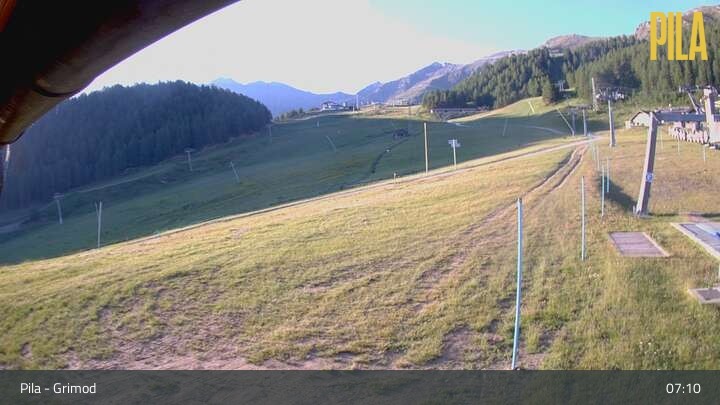 Archiv Foto Webcam Gressan - Pila - Grimond