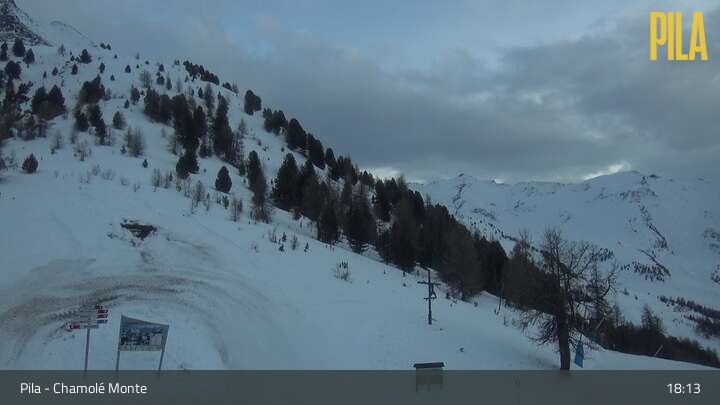 Archiv Foto Webcam Pila - Chamolé Berg