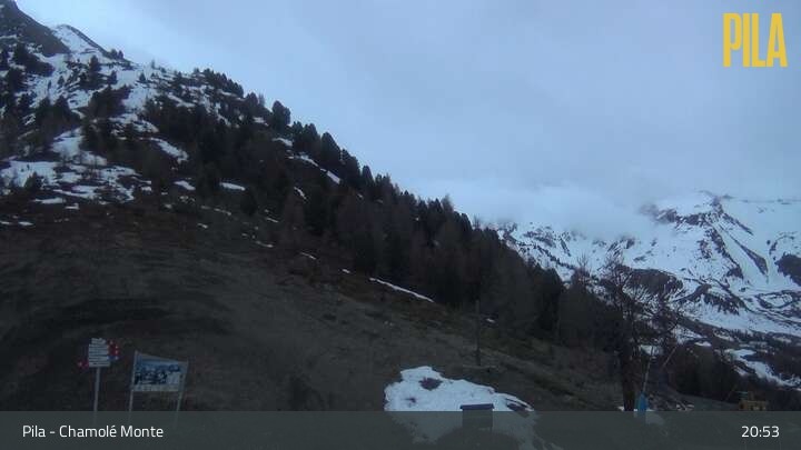 Archiv Foto Webcam Pila - Chamolé Berg