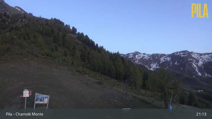 Archiv Foto Webcam Pila - Chamolé Berg