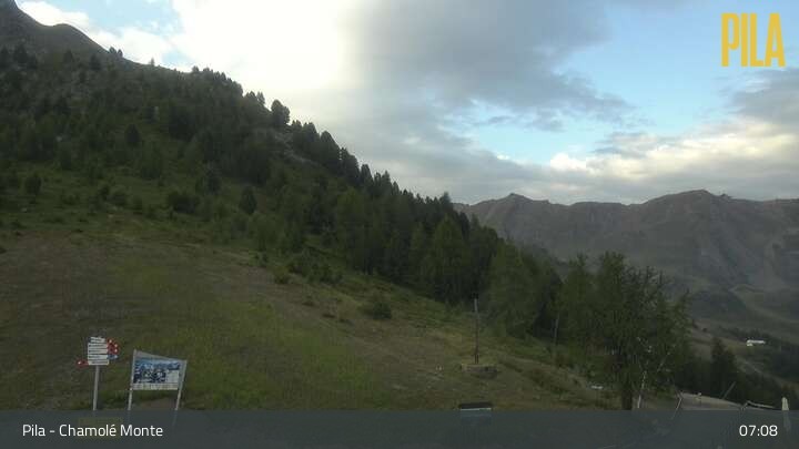 Archived image Webcam Pila - Chamolé Mountain