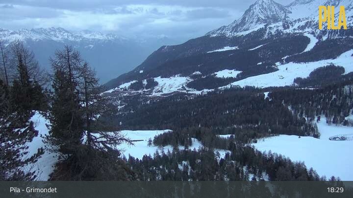 Archiv Foto Webcam Pila - Grimondet Berg