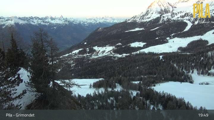 Archiv Foto Webcam Pila - Grimondet Berg