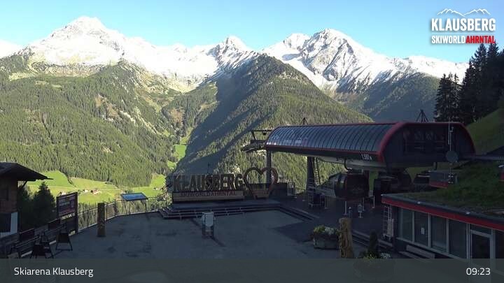 Archived image Webcam Top Station Klausberg
