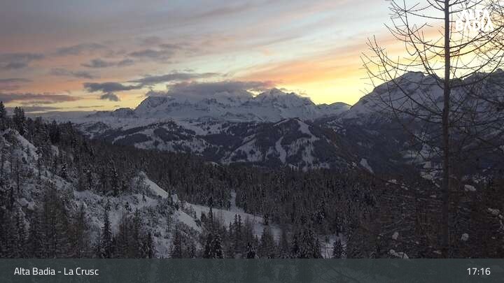 Archiv Foto Webcam Alta Badia: La Crusc